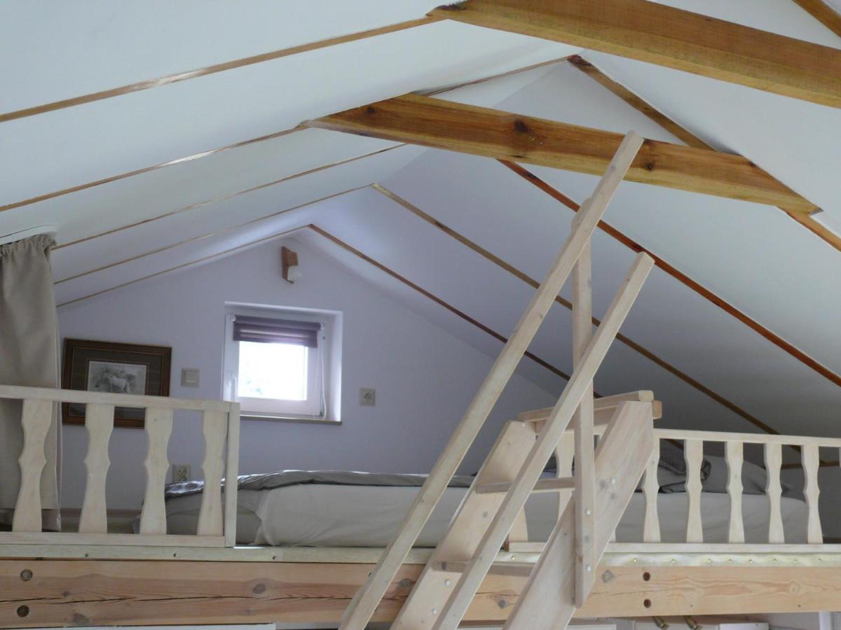 Domek nad jeziorem Osieczna Zewnętrze zdjęcie