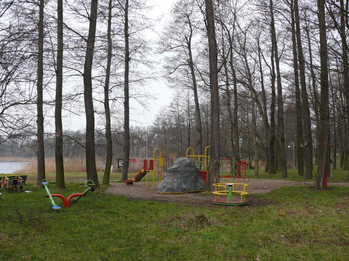 Domek nad jeziorem Osieczna Zewnętrze zdjęcie