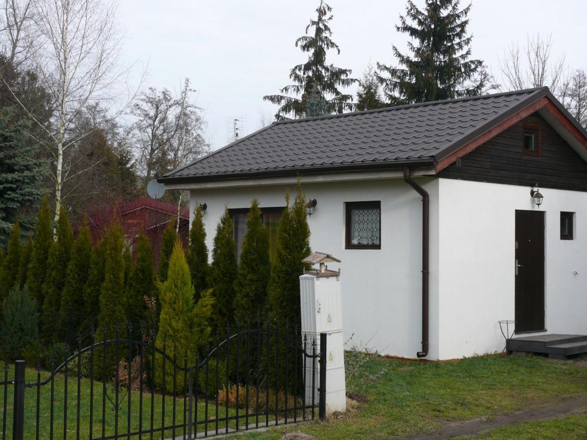 Domek nad jeziorem Osieczna Zewnętrze zdjęcie